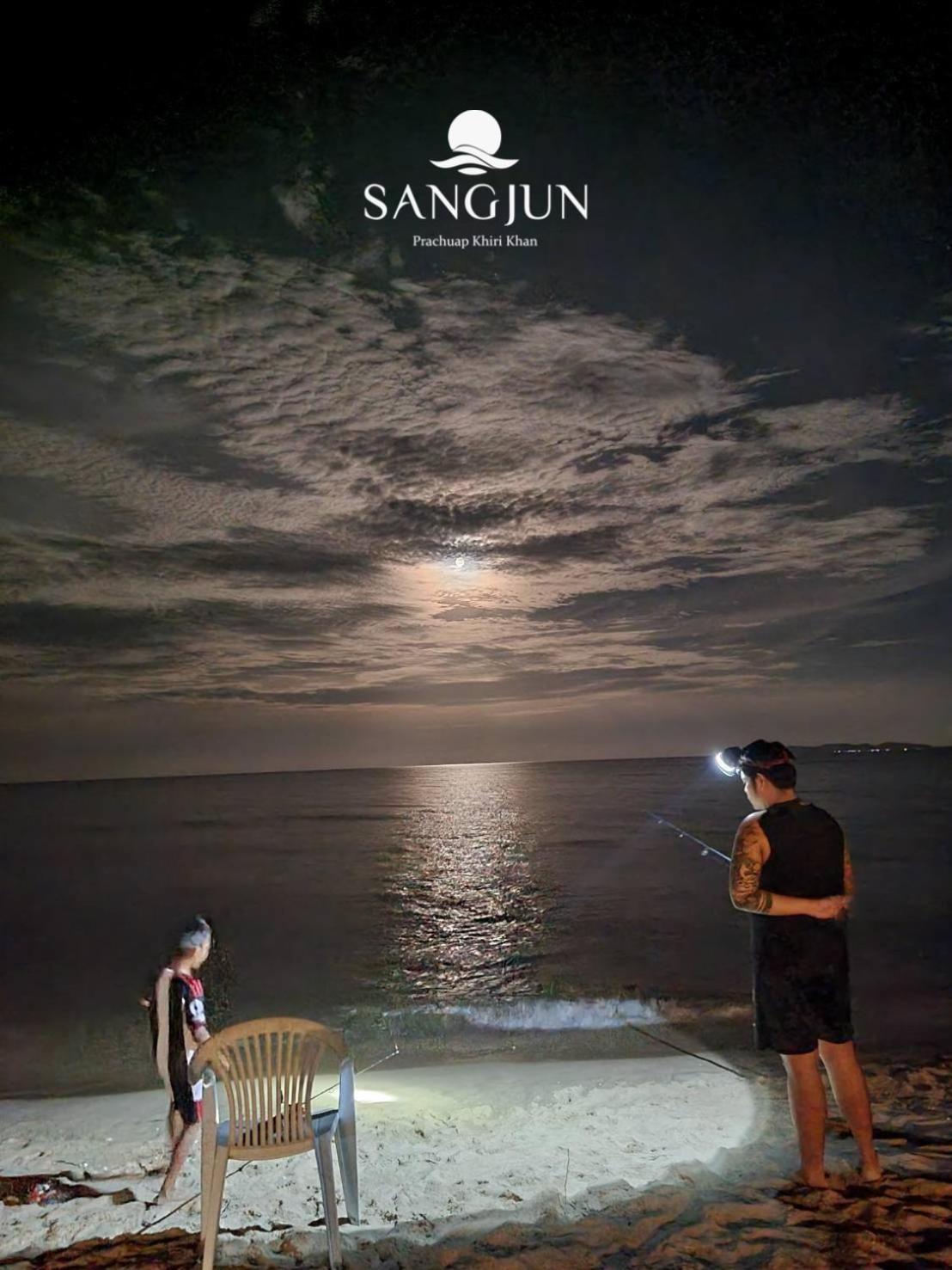 Sangjun On Beach Resort Bang Saphan Zewnętrze zdjęcie