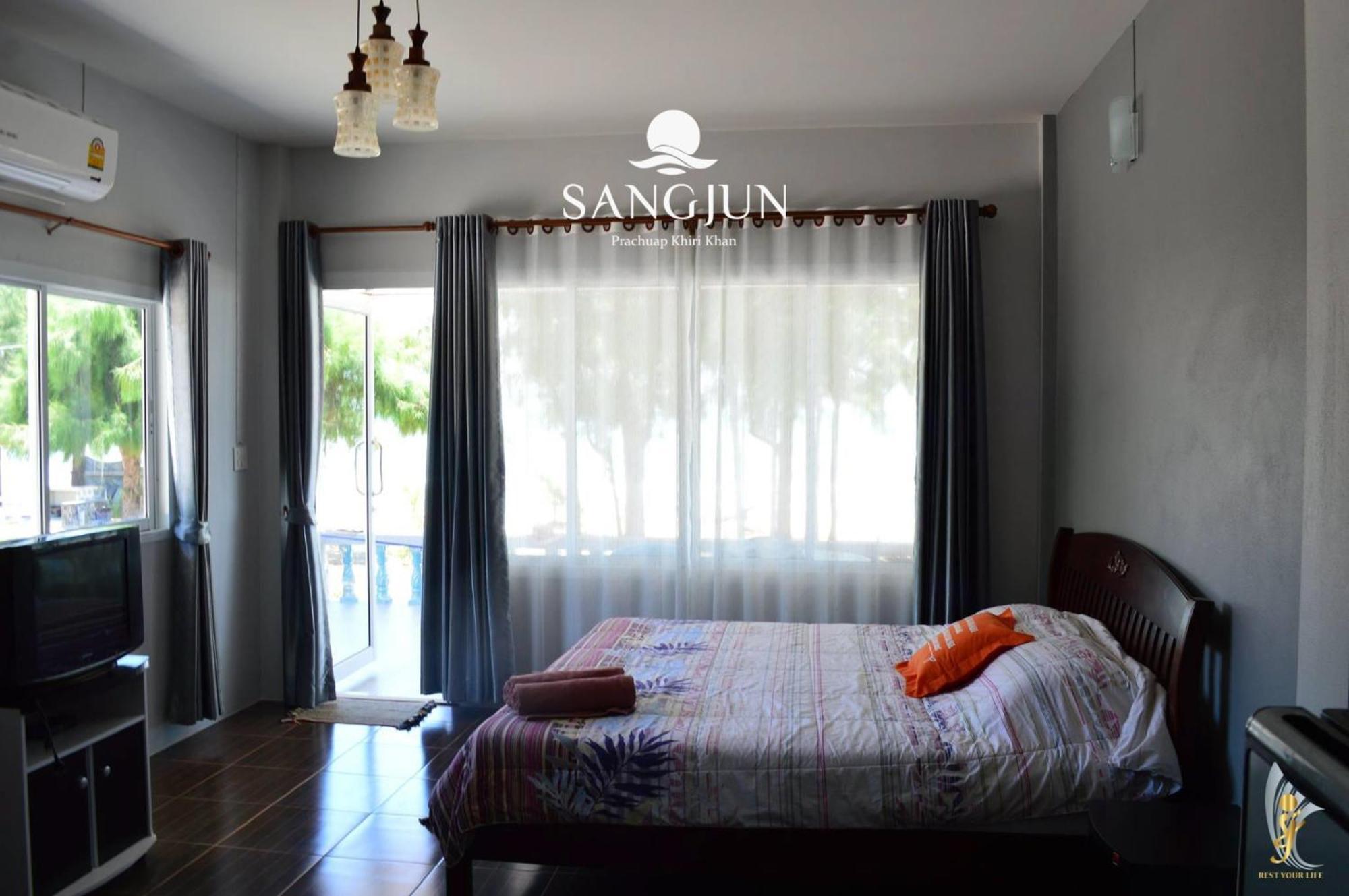 Sangjun On Beach Resort Bang Saphan Zewnętrze zdjęcie