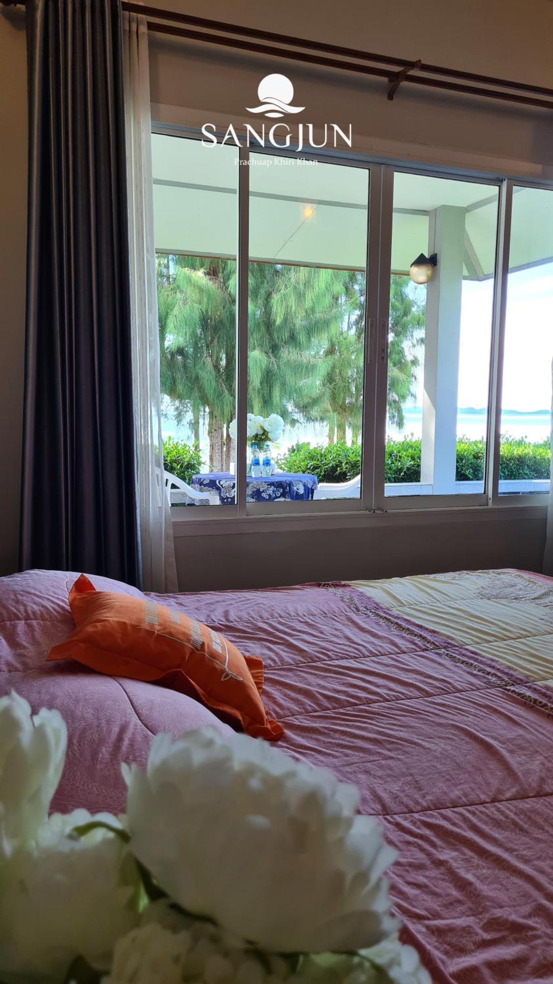 Sangjun On Beach Resort Bang Saphan Zewnętrze zdjęcie