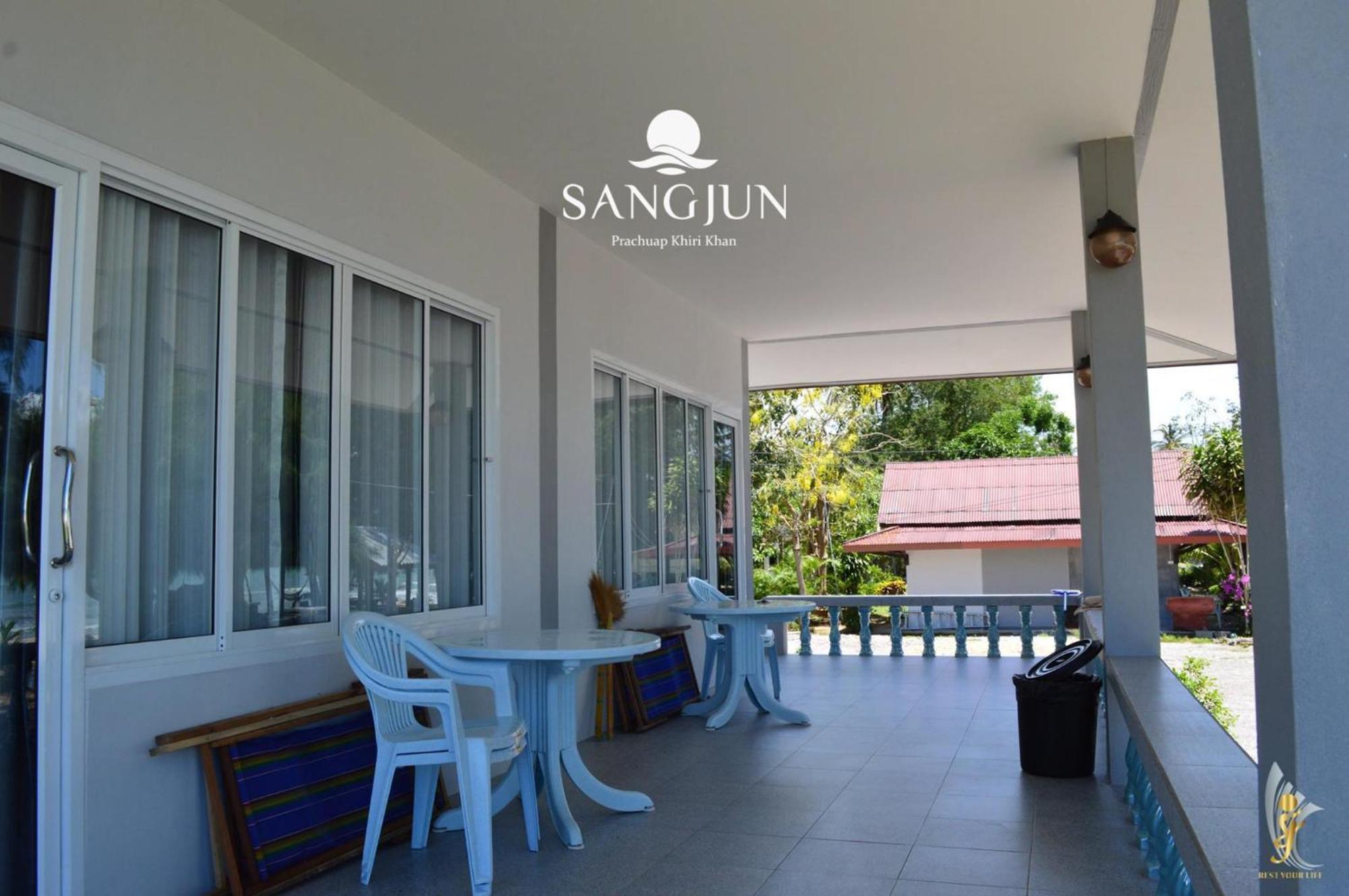 Sangjun On Beach Resort Bang Saphan Zewnętrze zdjęcie